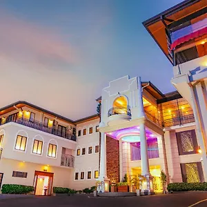 https://royal-classic-resort.kandyhotelsnow.com